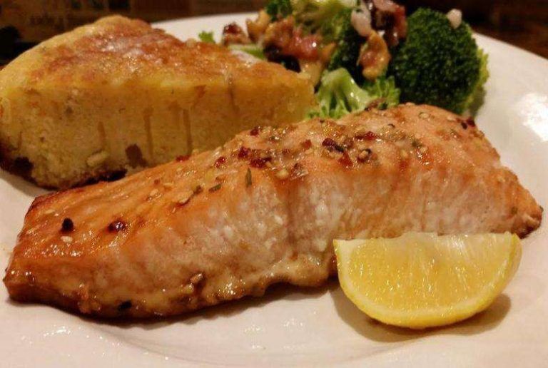 Grilled Salmon with soy sauce marinade
